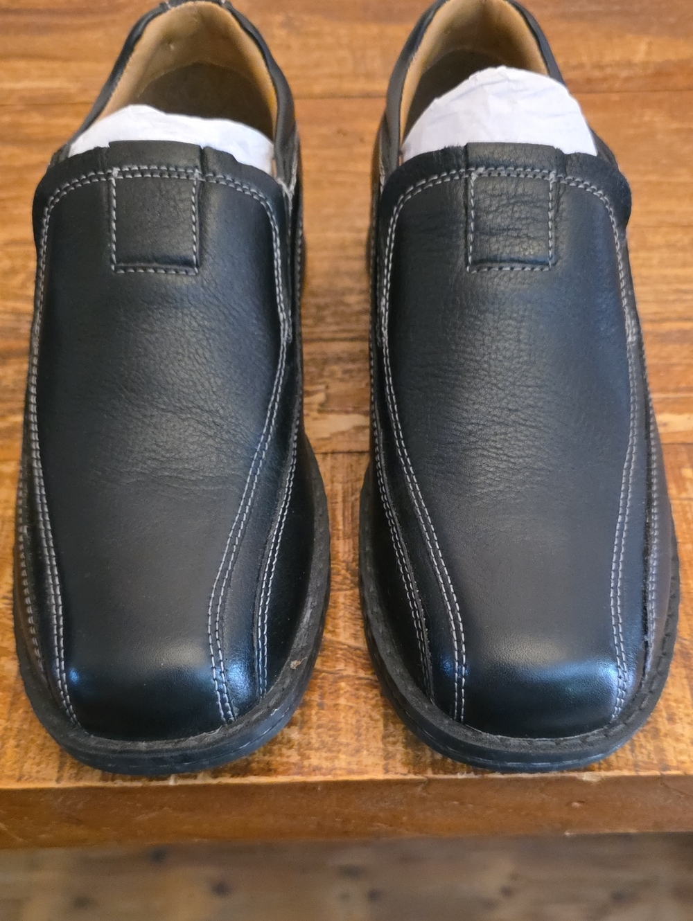 Men's Black Slip-On Leather Dress Shoes